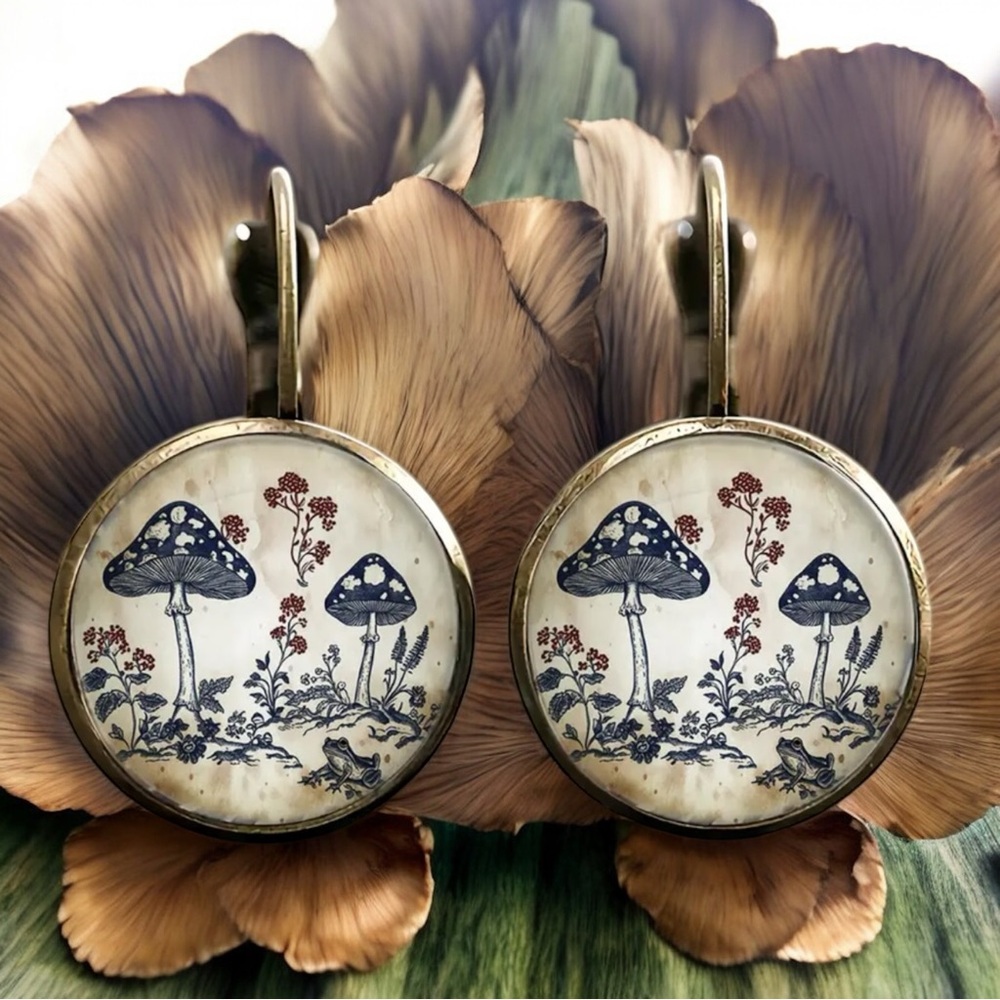 🆕 Vintage Mushroom Illustration Earrings - Lever Back - Alloy
